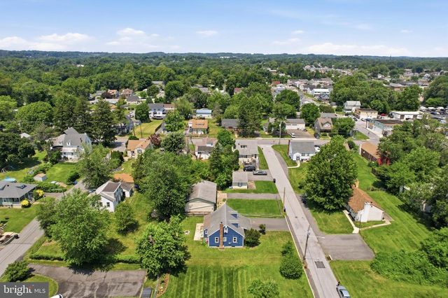 2418 4TH AVE, Upper Chichester, PA 19061