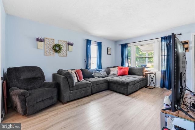 2418 4TH AVE, Upper Chichester, PA 19061