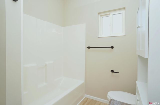 2648 SW 17th Street, Lincoln, NE 68522