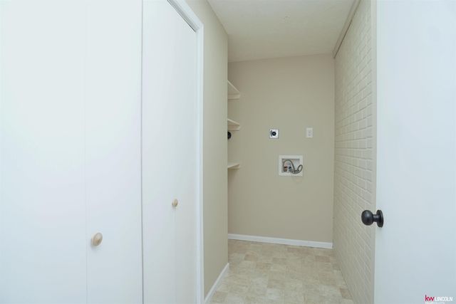 2648 SW 17th Street, Lincoln, NE 68522