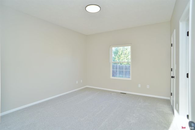 2648 SW 17th Street, Lincoln, NE 68522