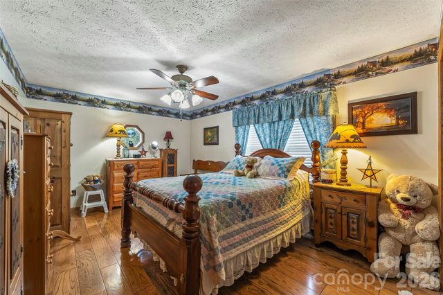 5809 Old NC 18 None, Connelly Springs, NC 28612