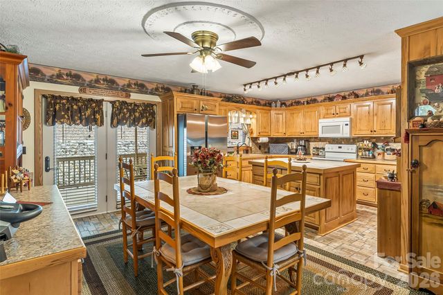 5809 Old NC 18 None, Connelly Springs, NC 28612