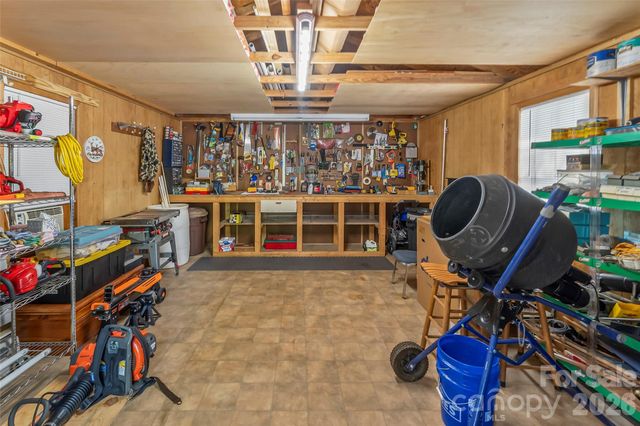 5809 Old NC 18 None, Connelly Springs, NC 28612