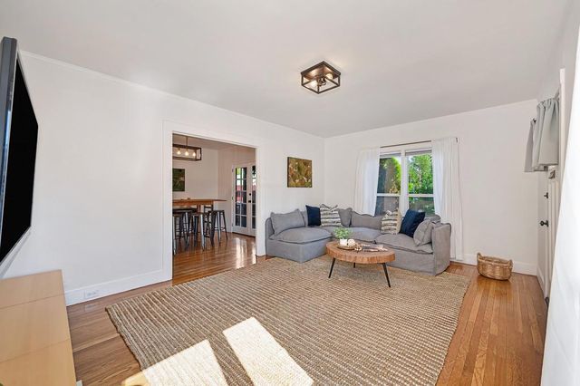 3177 O St, Sacramento, CA 95816