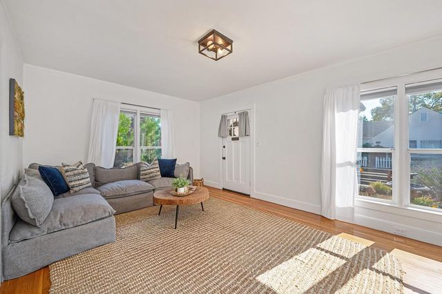 3177 O St, Sacramento, CA 95816