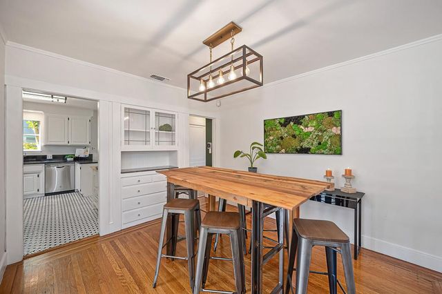 3177 O St, Sacramento, CA 95816