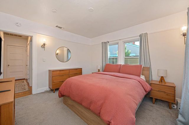 3177 O St, Sacramento, CA 95816