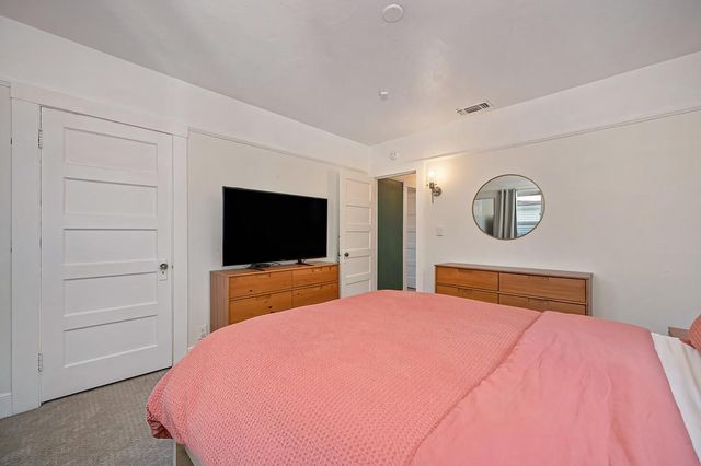 3177 O St, Sacramento, CA 95816
