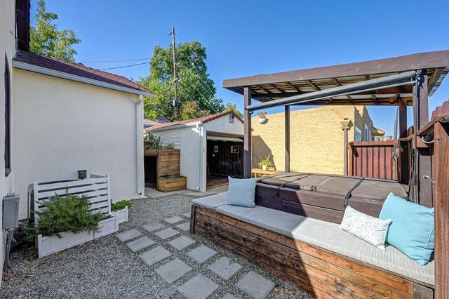 3177 O St, Sacramento, CA 95816