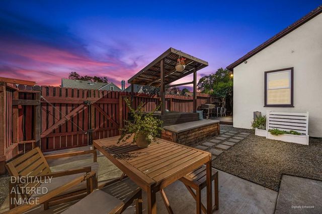 3177 O St, Sacramento, CA 95816