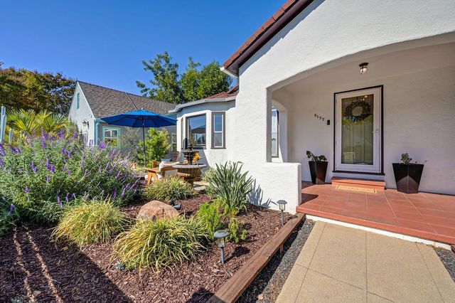 3177 O St, Sacramento, CA 95816