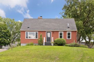 2622 Parkview Boulevard, Robbinsdale, MN 55422