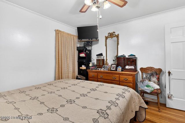 4300 S 2nd St, Louisville, KY 40214