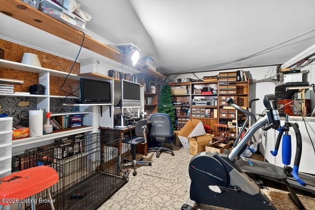 4300 S 2nd St, Louisville, KY 40214