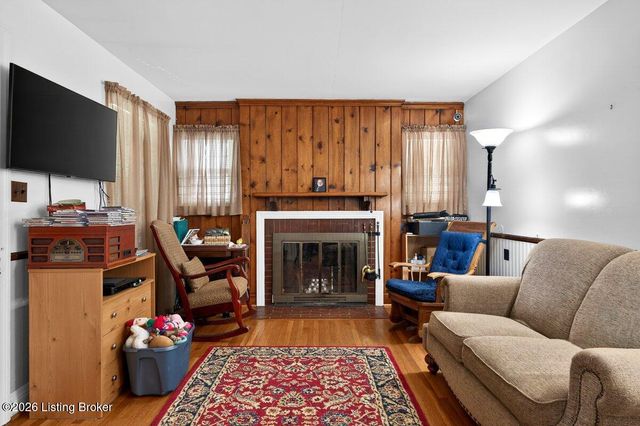 4300 S 2nd St, Louisville, KY 40214