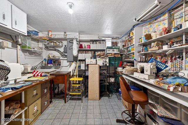 4300 S 2nd St, Louisville, KY 40214