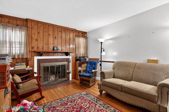 4300 S 2nd St, Louisville, KY 40214