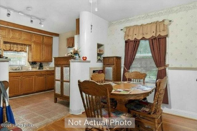 4300 S 2nd St, Louisville, KY 40214