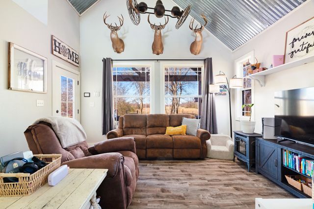 988 Fm-71, Talco, TX 75487