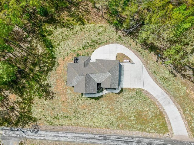 430 Gray Creek Rd Road, Graysville, TN 37338