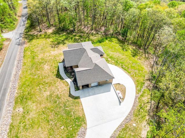 430 Gray Creek Rd Road, Graysville, TN 37338