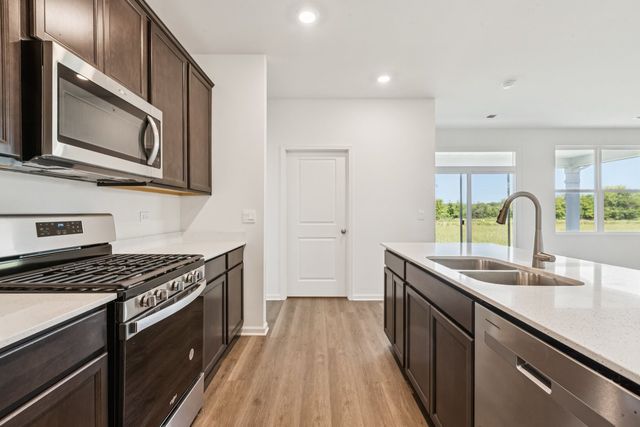 1270 Wild Tulip Circle, Bartlett, IL 60103