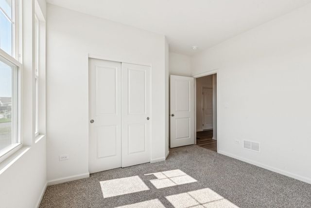 1270 Wild Tulip Circle, Bartlett, IL 60103