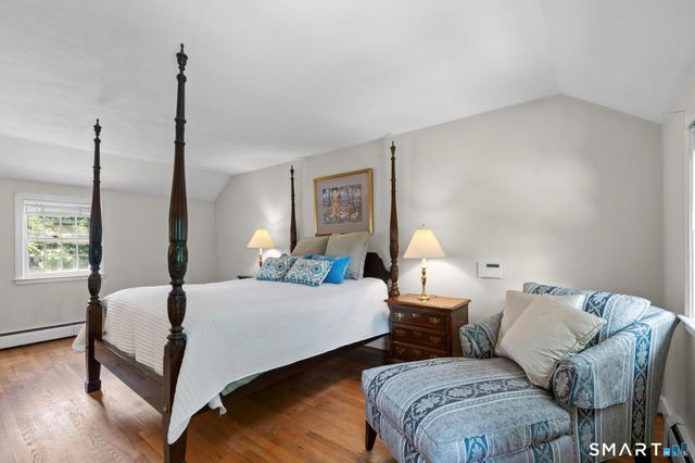 24 Drury Lane, West Hartford, CT 06117