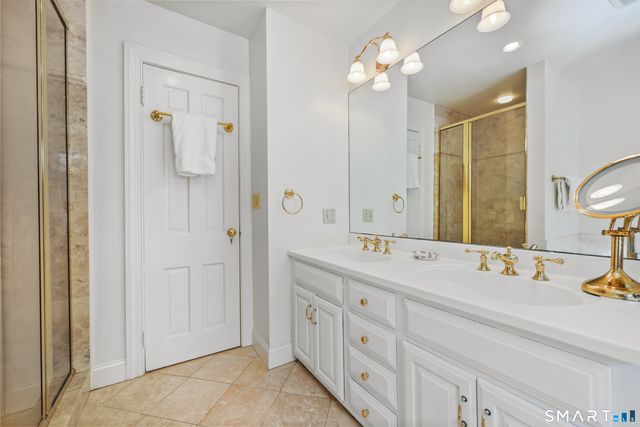 12 Ridgeway Road, Easton, CT 06612