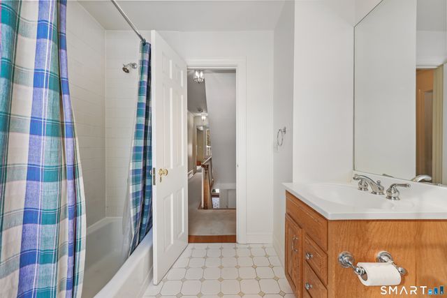 12 Ridgeway Road, Easton, CT 06612