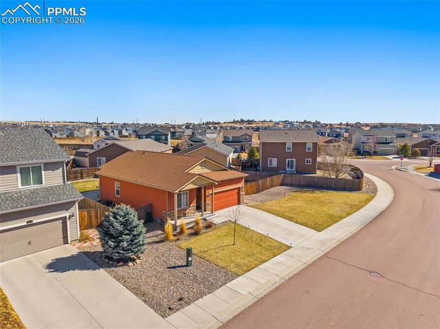 10084 Thunderbolt Trail, Colorado Springs, CO 80925