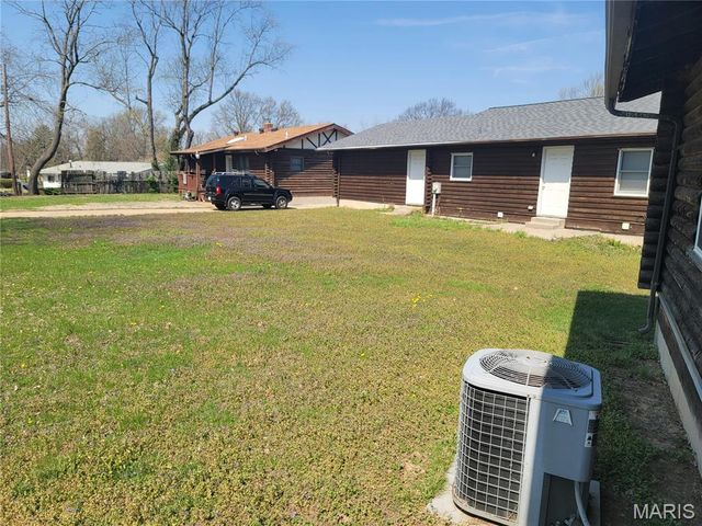 13651 New Halls Ferry Road, Florissant, MO 63033