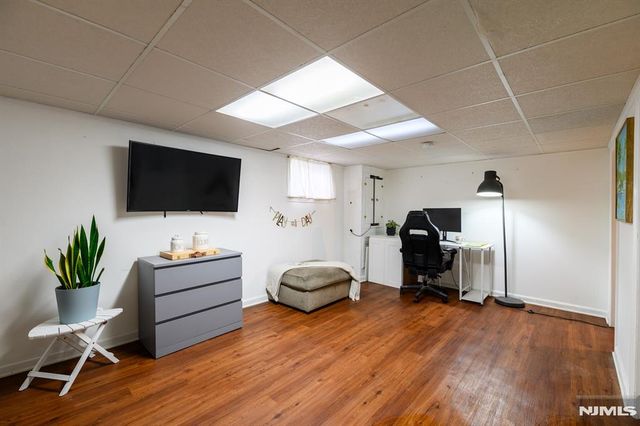29 Reid Place, Hawthorne, NJ 07506