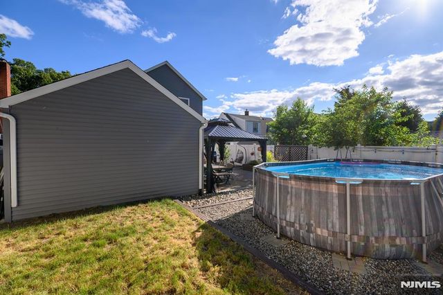 29 Reid Place, Hawthorne, NJ 07506