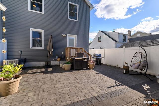 29 Reid Place, Hawthorne, NJ 07506