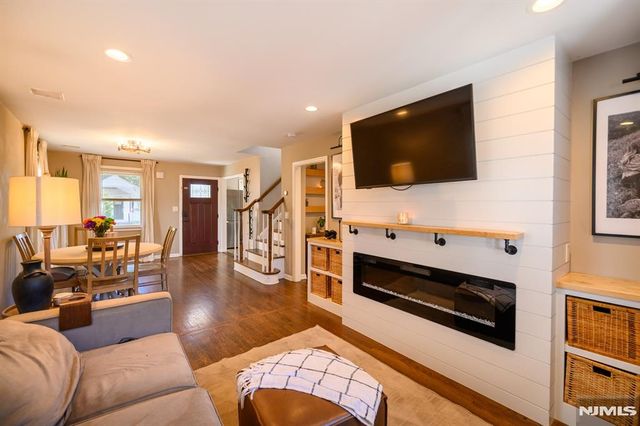 29 Reid Place, Hawthorne, NJ 07506