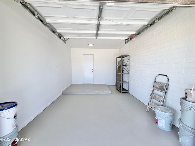 6109 E 33rd Street, Tucson, AZ 85711