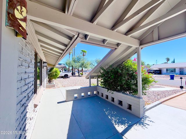 6109 E 33rd Street, Tucson, AZ 85711