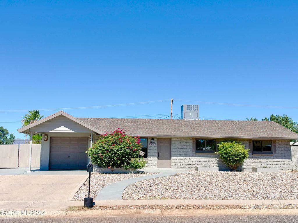 6109 E 33rd Street, Tucson, AZ 85711