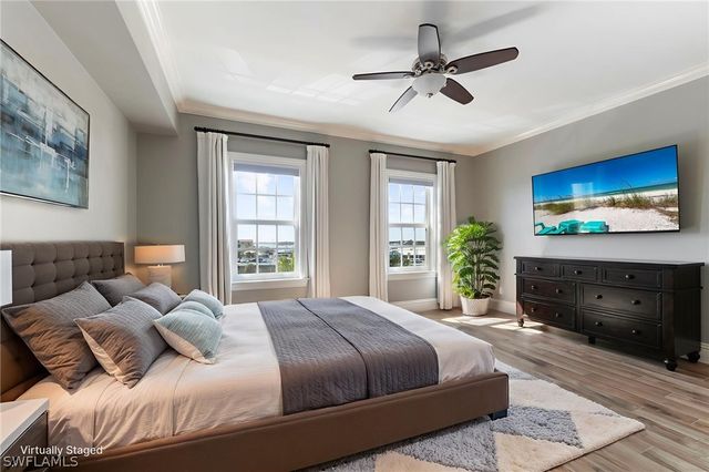 451 Bayfront PL 5407, Naples, FL 34102