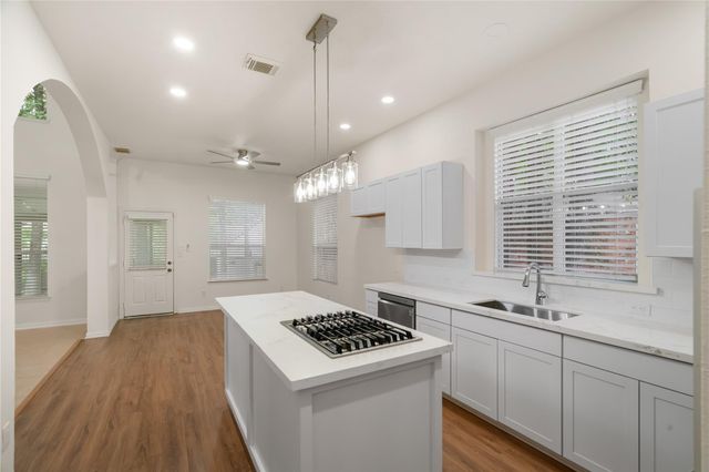 43 N Scribewood Circle, Spring, TX 77382