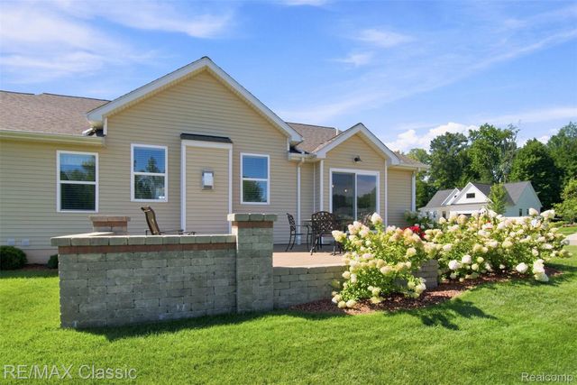 1247 Timberleaf Drive, Brighton Township, MI 48114