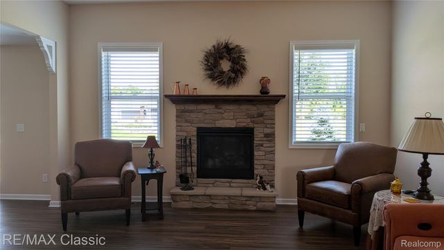 1247 Timberleaf Drive, Brighton Township, MI 48114