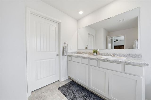 31 Hickory Way, Dallas, GA 30132