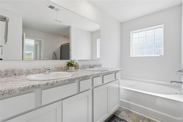 31 Hickory Way, Dallas, GA 30132