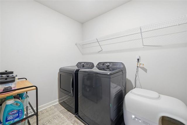 31 Hickory Way, Dallas, GA 30132