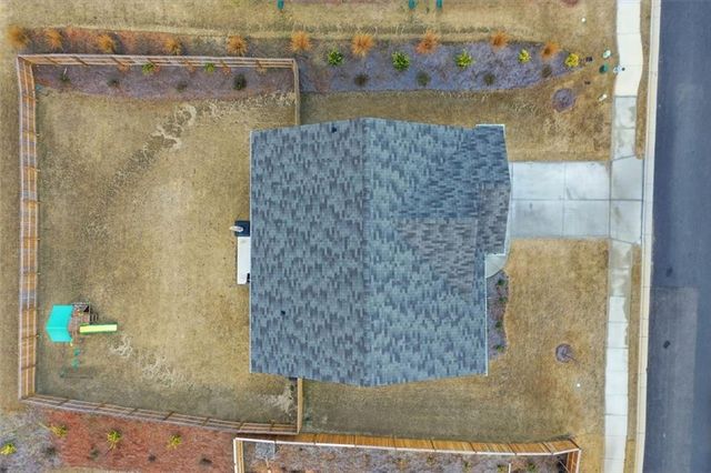 31 Hickory Way, Dallas, GA 30132