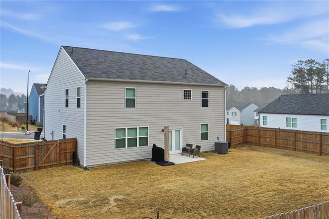 31 Hickory Way, Dallas, GA 30132