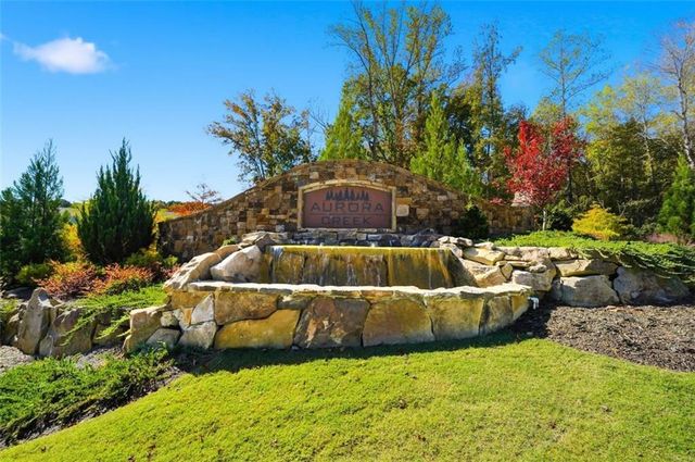 31 Hickory Way, Dallas, GA 30132